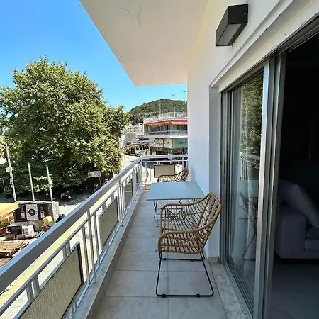 Apartment La Esquina Nea Iraklitsa